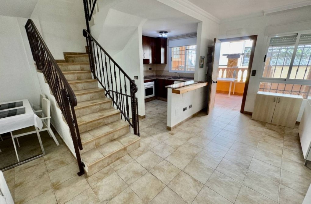 Herverkoop - town house - Guardamar del Segura - Costa Blanca