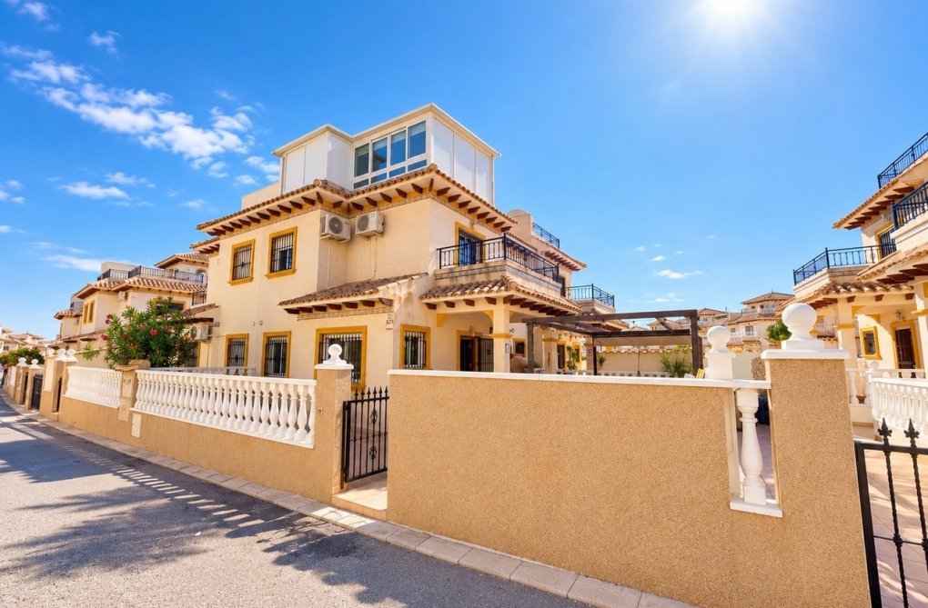 Herverkoop - town house - La Zenia - Costa Blanca