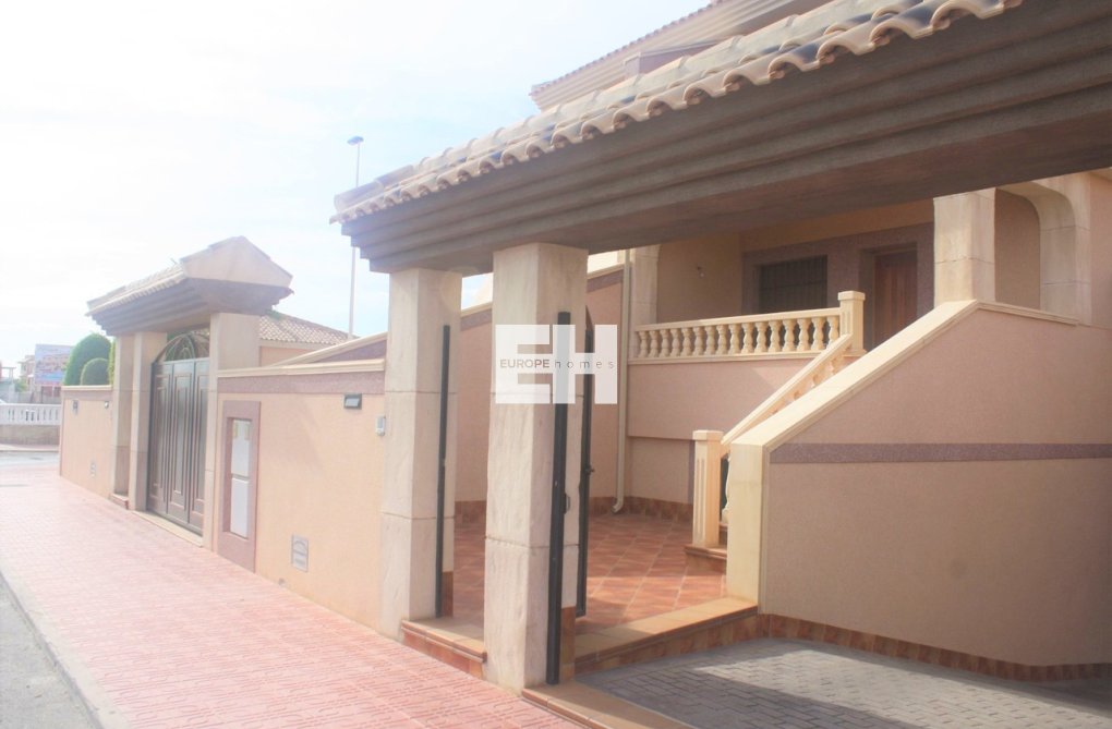 Herverkoop - town house - Los Altos - Costa Blanca