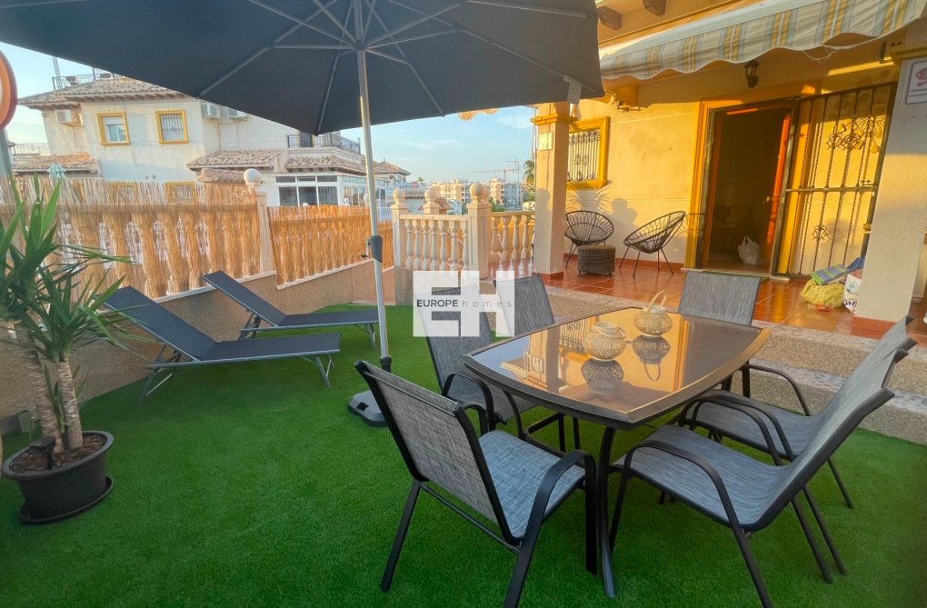 Herverkoop - town house - Orihuela Costa - Costa Blanca