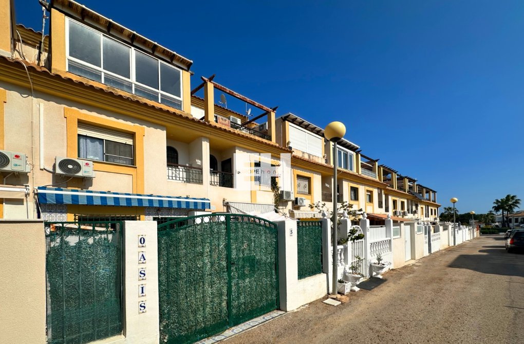 Herverkoop - town house - Orihuela Costa - Costa Blanca