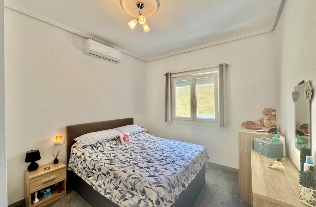 Herverkoop - town house - Orihuela Costa - La Florida