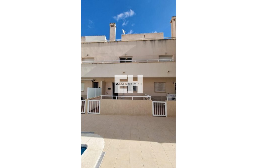 Herverkoop - town house - Orihuela Costa - Villamartín-las Filipinas