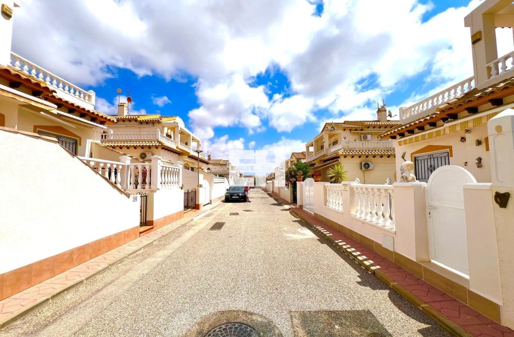 Herverkoop - town house - Orihuela - Urbanización Perla Del Mar