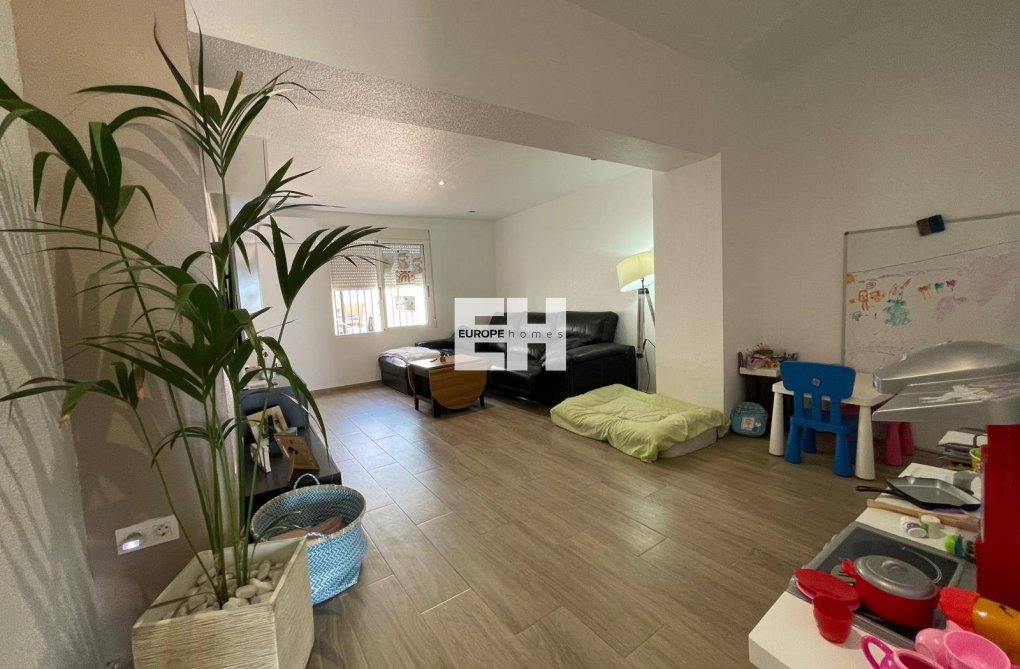 Herverkoop - town house - Pilar de la Horadada - Zona Pueblo