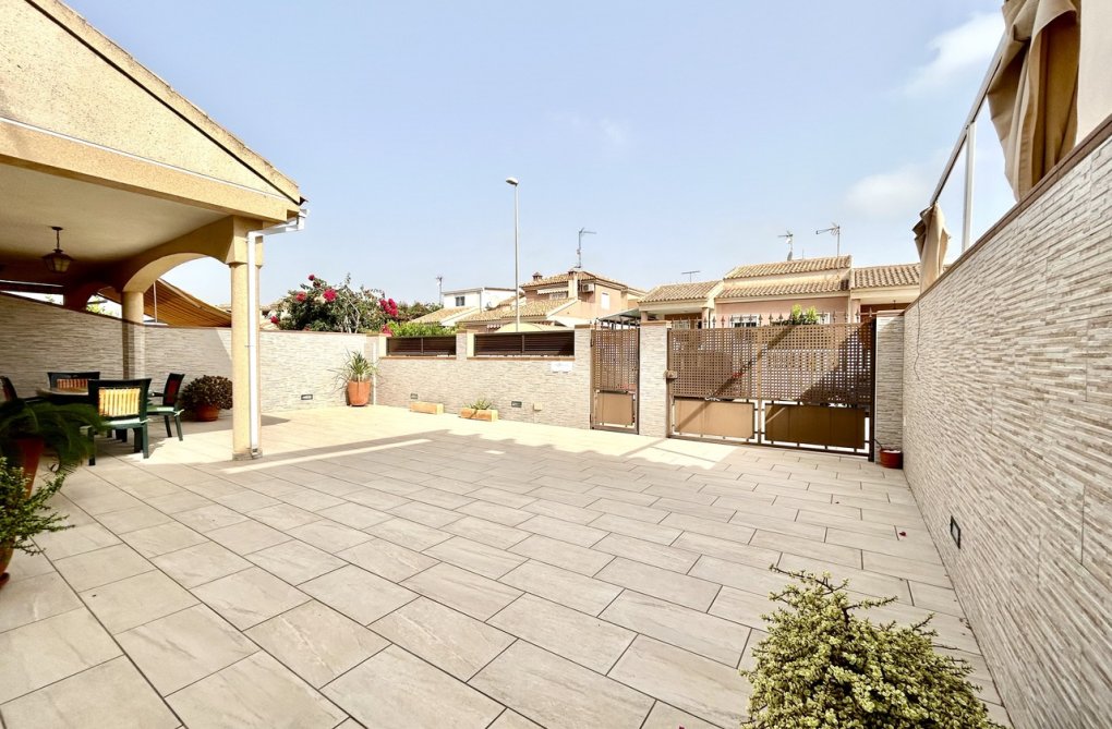 Herverkoop - town house - Torre de la Horadada - Costa Blanca