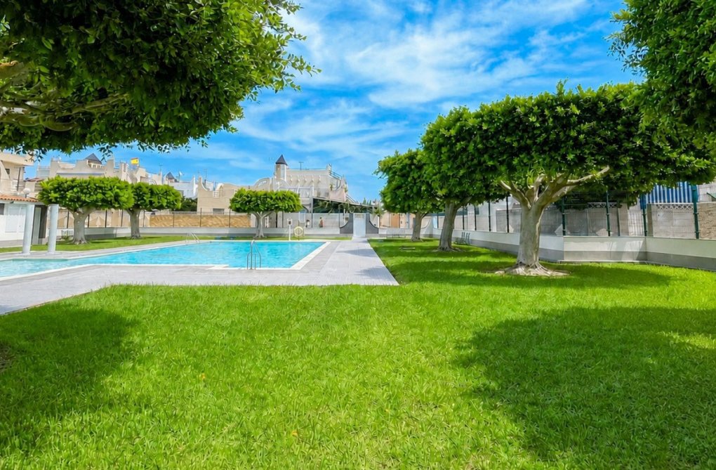 Herverkoop - town house - Torrevieja - Costa Blanca