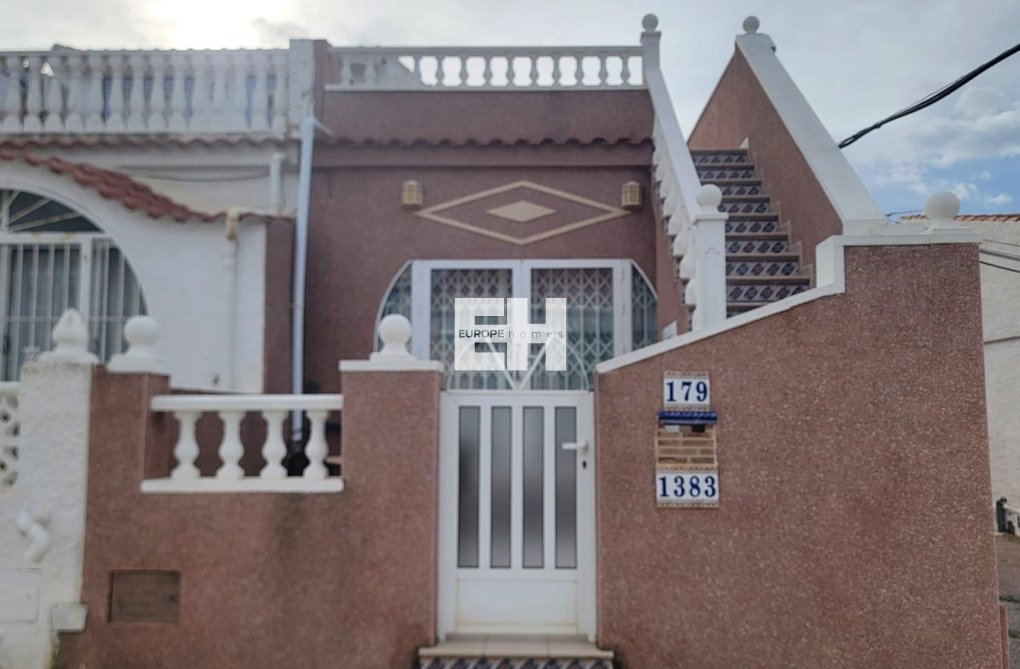 Herverkoop - town house - Torrevieja - El Chaparral