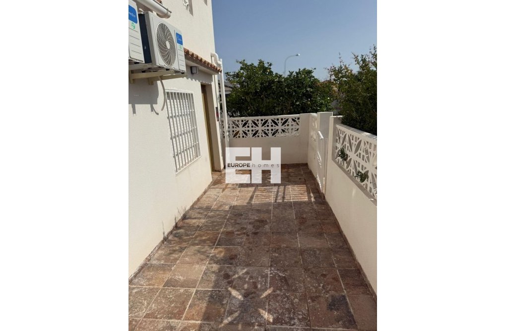 Herverkoop - town house - Torrevieja - La Siesta - El Salado - Torreta