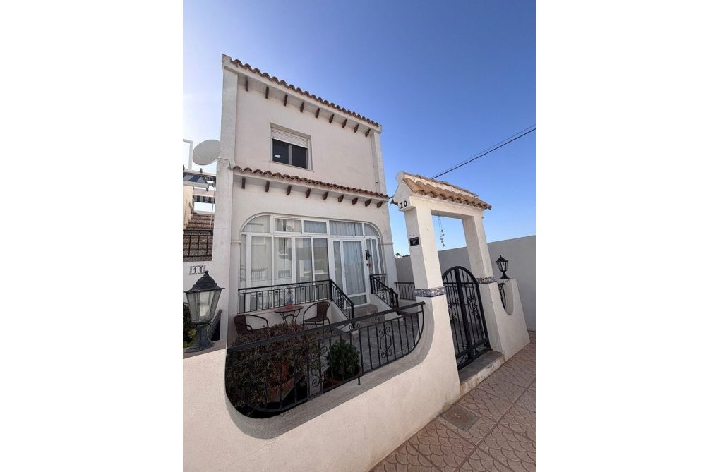 Herverkoop - town house - Villamartin - Costa Blanca