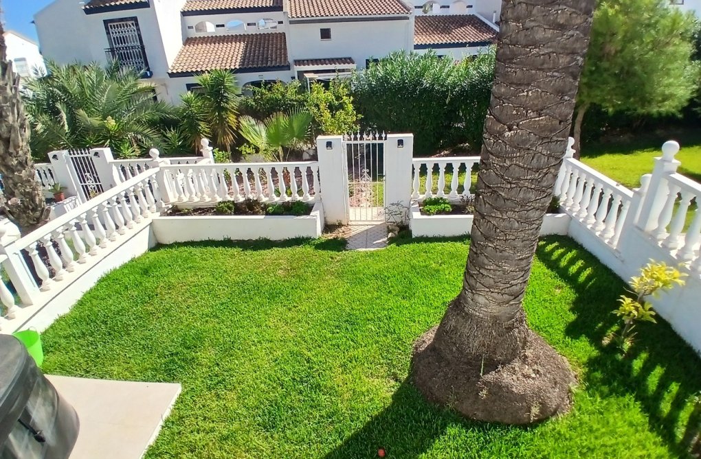 Herverkoop - town house - Villamartin - Costa Blanca