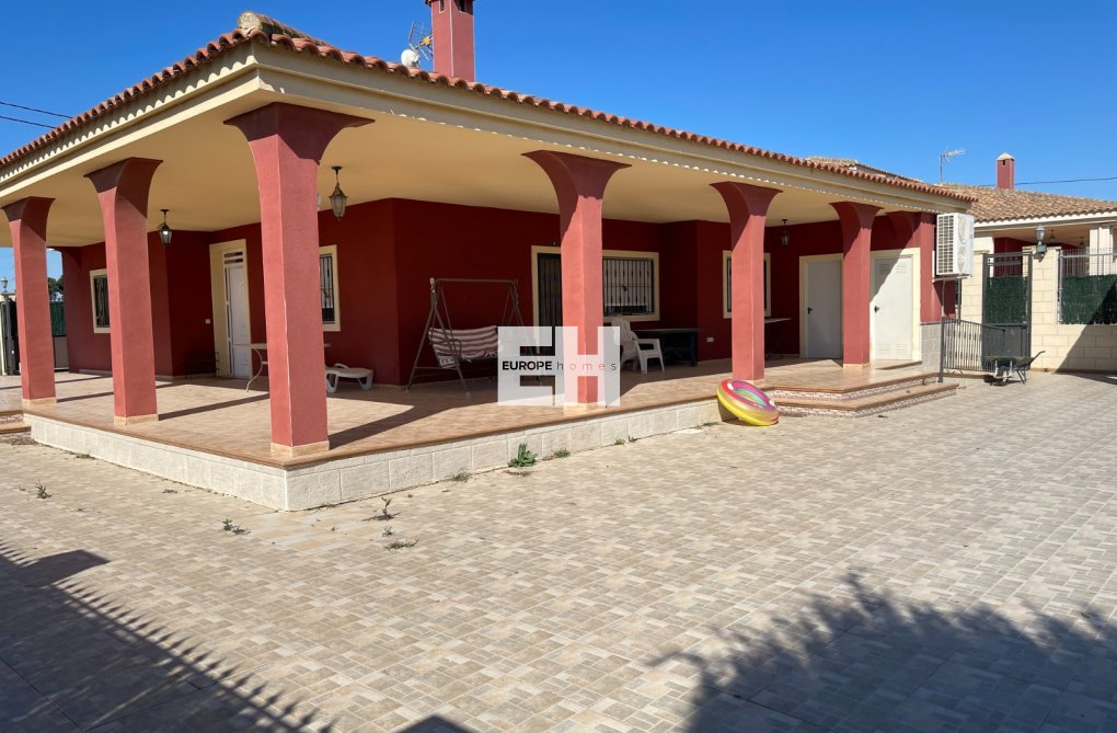 Herverkoop - villa - Albatera - Inland