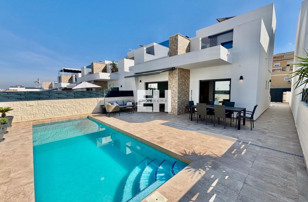 Herverkoop - villa - Benijofar - Pueblo 4