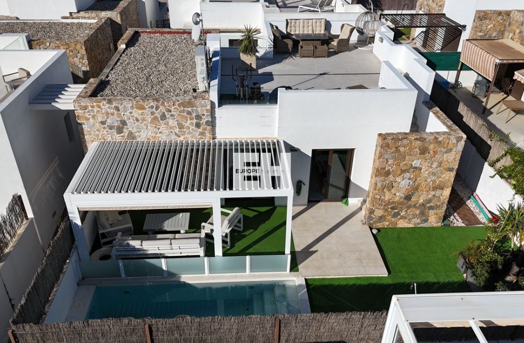 Herverkoop - villa - Cabo Roig - Costa Blanca