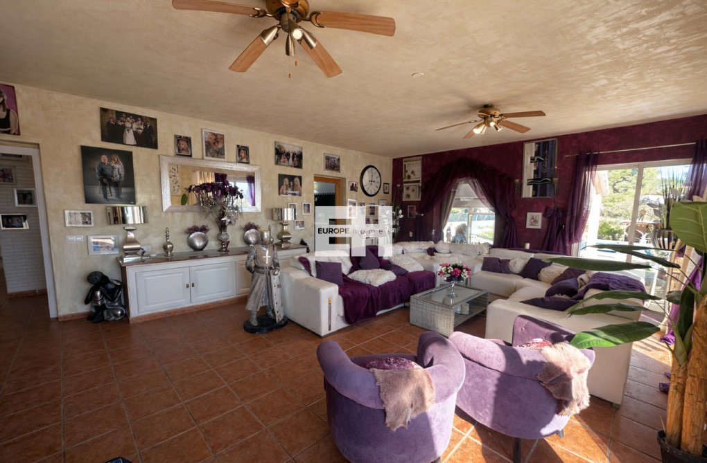 Herverkoop - villa - Castalla - Costa Blanca