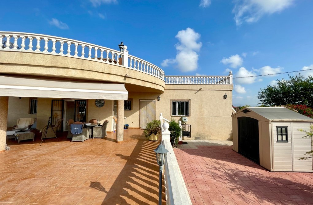 Herverkoop - villa - Catral - Costa Blanca