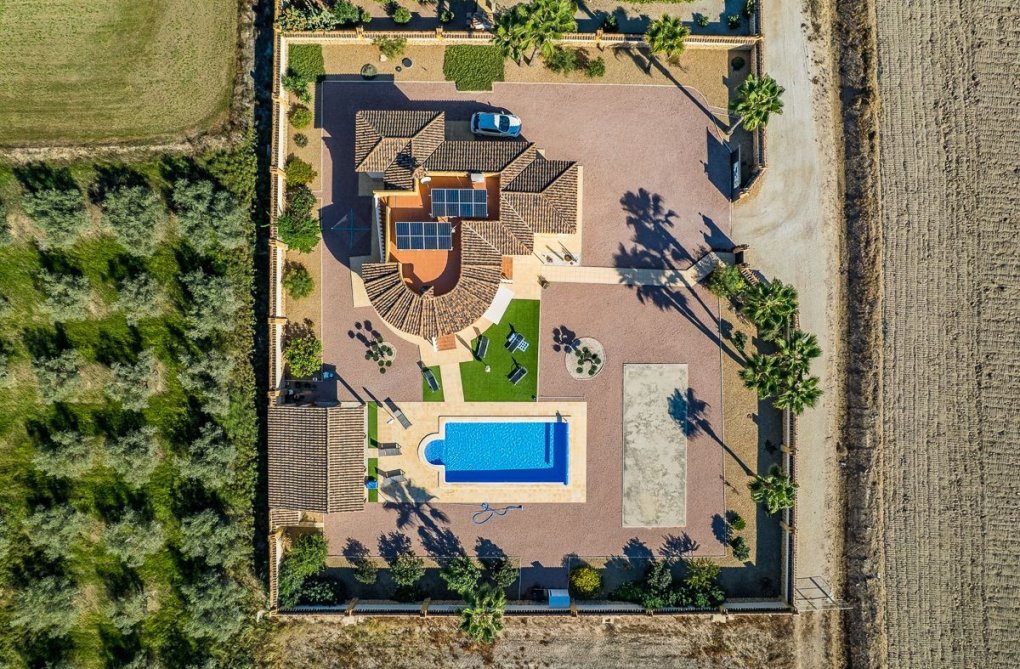Herverkoop - villa - Catral - Costa Blanca