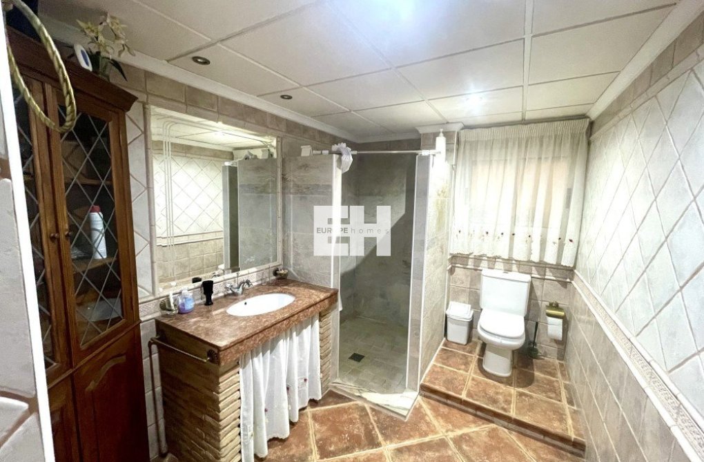 Herverkoop - villa - Formentera del Segura - Costa Blanca