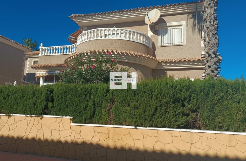 Herverkoop - villa - Los Altos - Costa Blanca