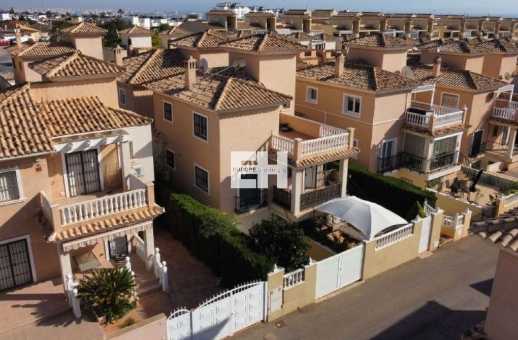 Herverkoop - villa - Orihuela Costa - Costa Blanca