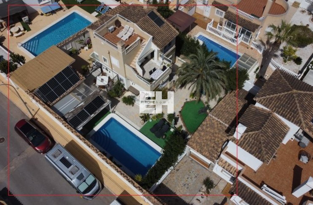 Herverkoop - villa - Orihuela Costa - Costa Blanca