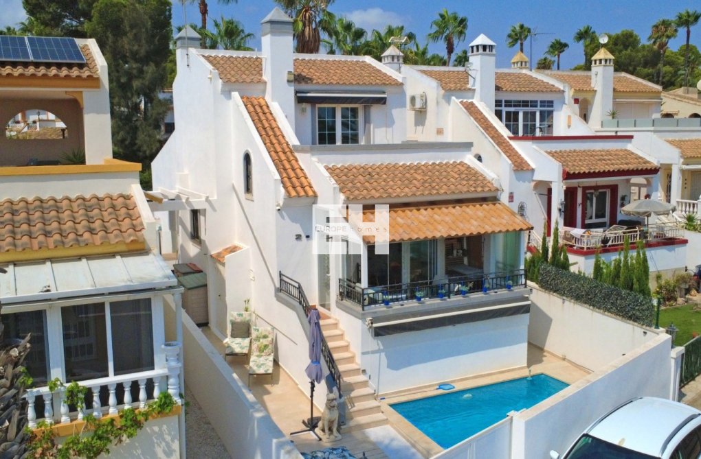 Herverkoop - villa - Orihuela Costa - Costa Blanca