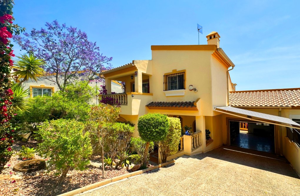 Herverkoop - villa - Orihuela Costa - Costa Blanca