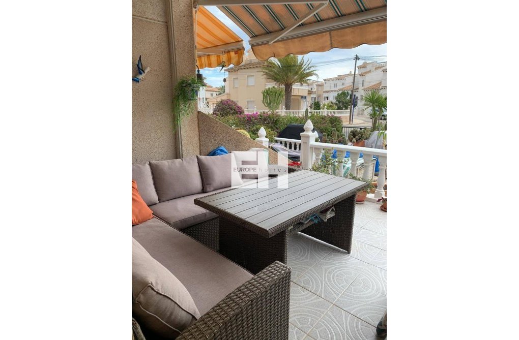 Herverkoop - villa - Orihuela Costa - Las Filipinas