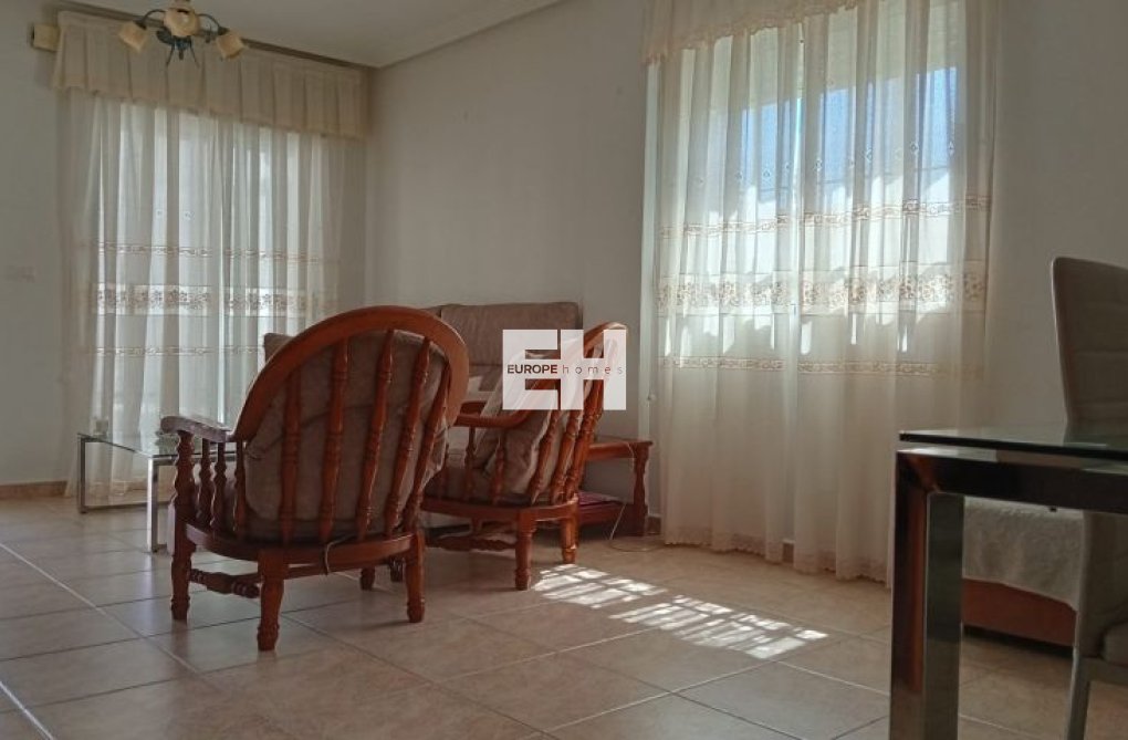 Herverkoop - villa - Pilar de la Horadada - Costa Blanca