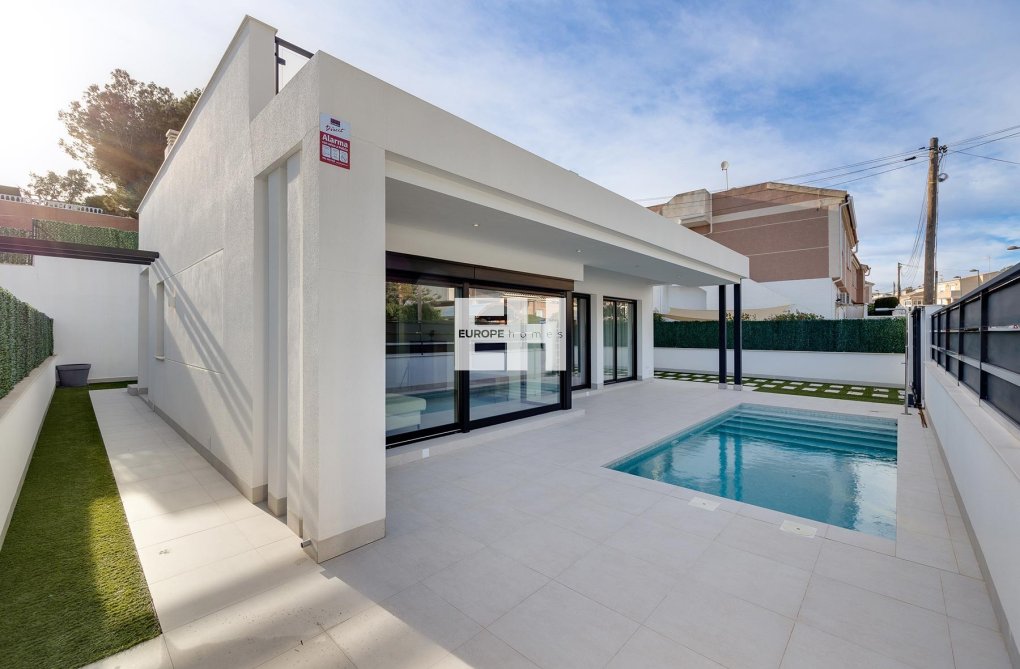 Herverkoop - villa - Pinar de Campoverde - Inland