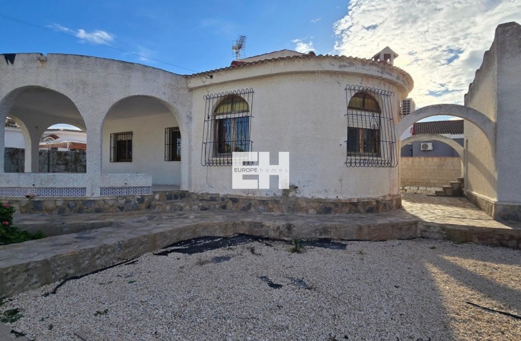 Herverkoop - villa - Torrevieja - Costa Blanca