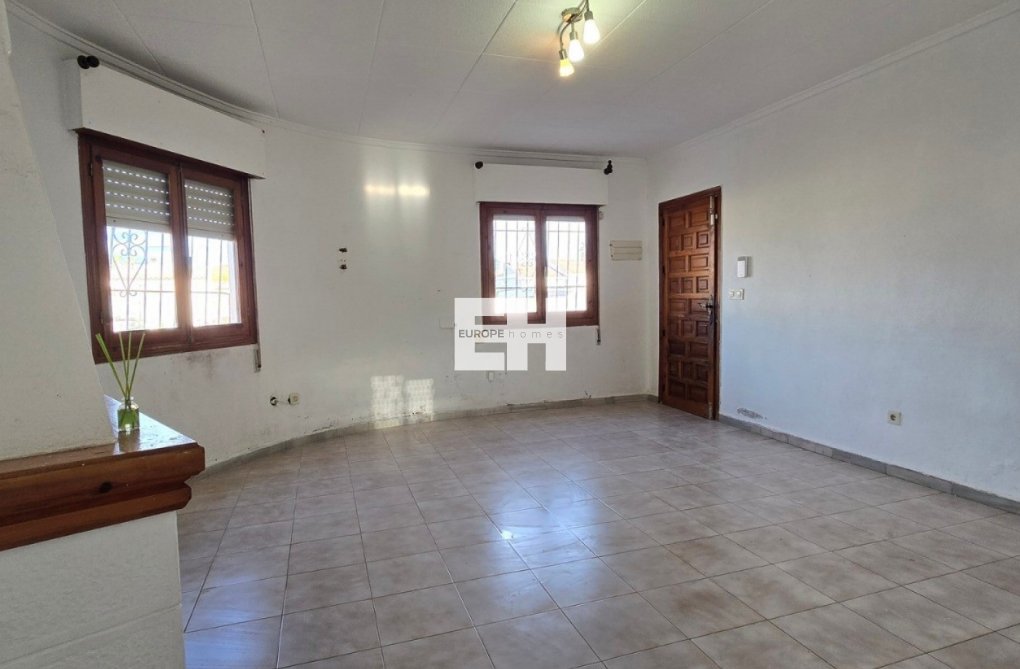 Herverkoop - villa - Torrevieja - Costa Blanca