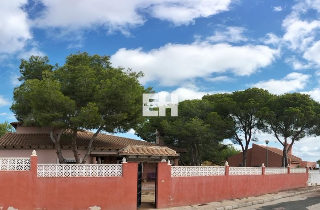 Herverkoop - Vrijstaande villa - San Miguel de Salinas