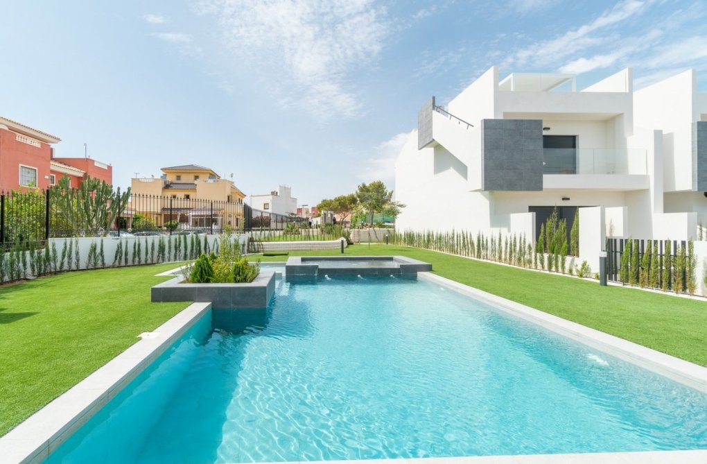 Neubau - Bungalow - Torrevieja - Los Balcones 