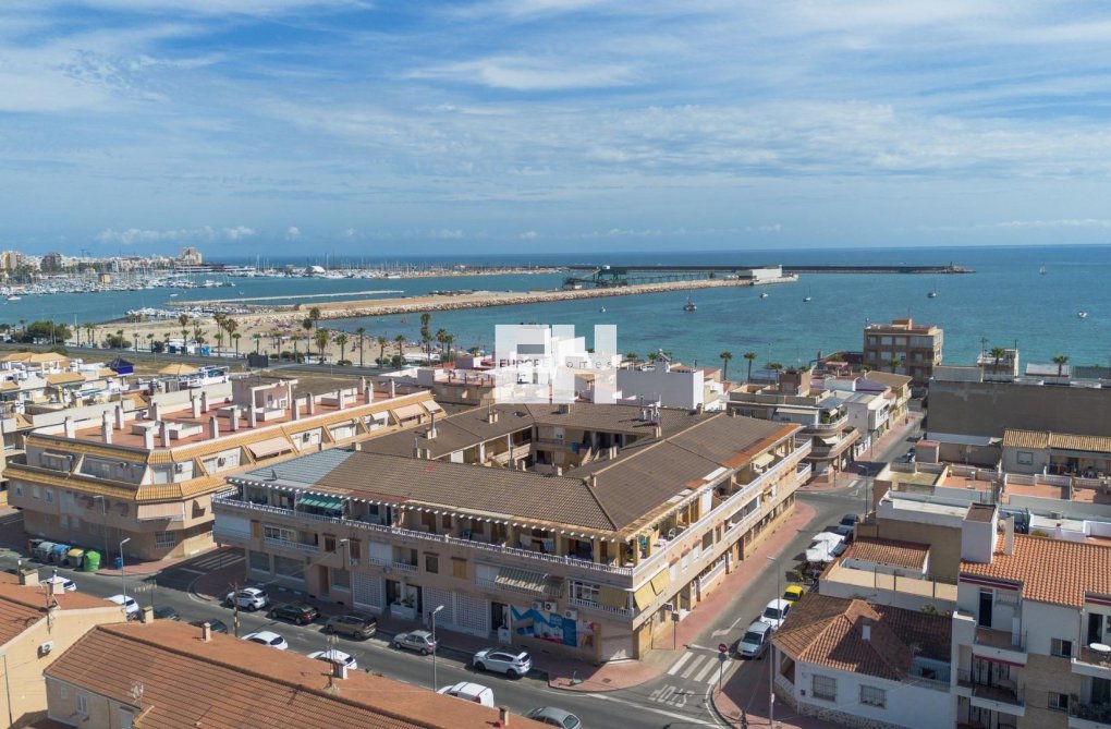 Neubau - Ground floor apartment - Torrevieja - Playa Los Naufragos