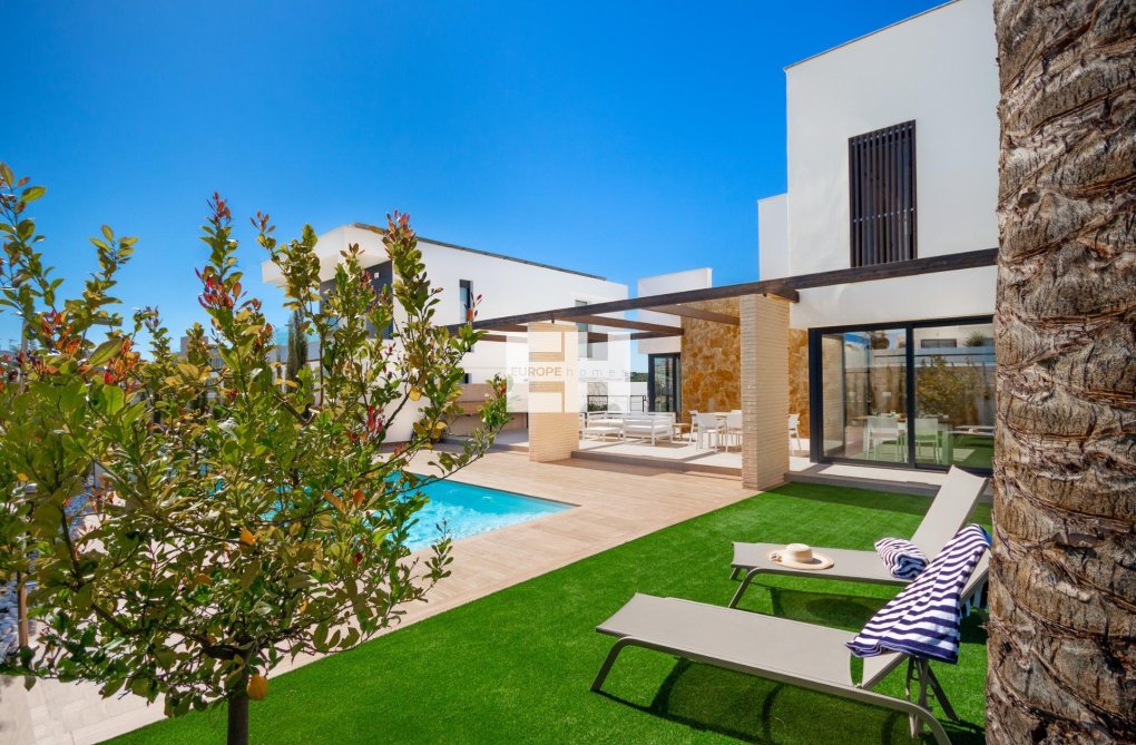 Neubau - villa - Orihuela Costa - Campoamor