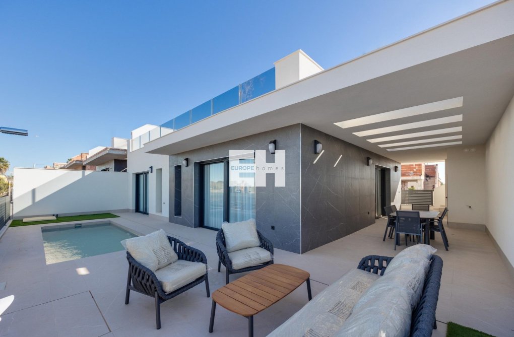 Neubau - villa - Torrevieja - Sector 25