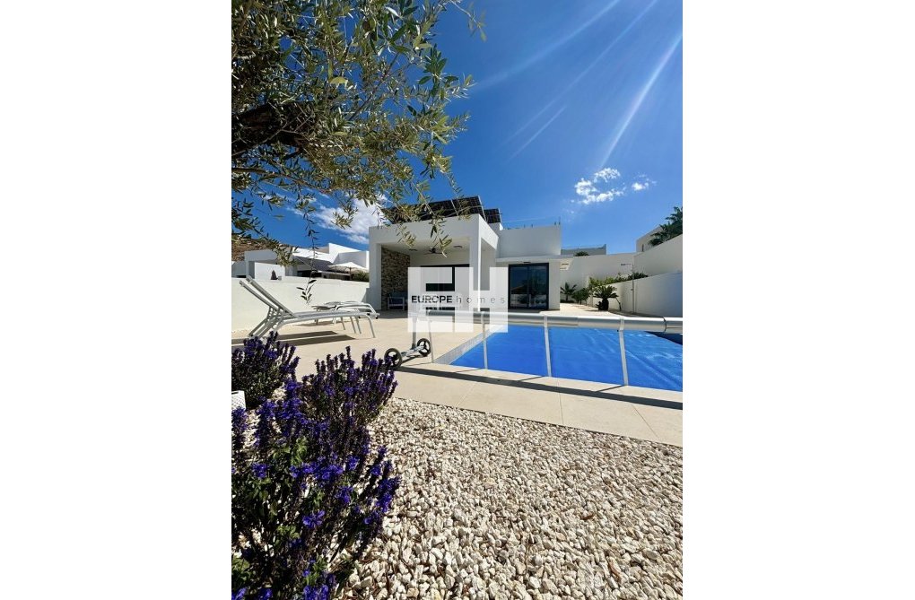 New Build - villa - Benijofar - Pueblo