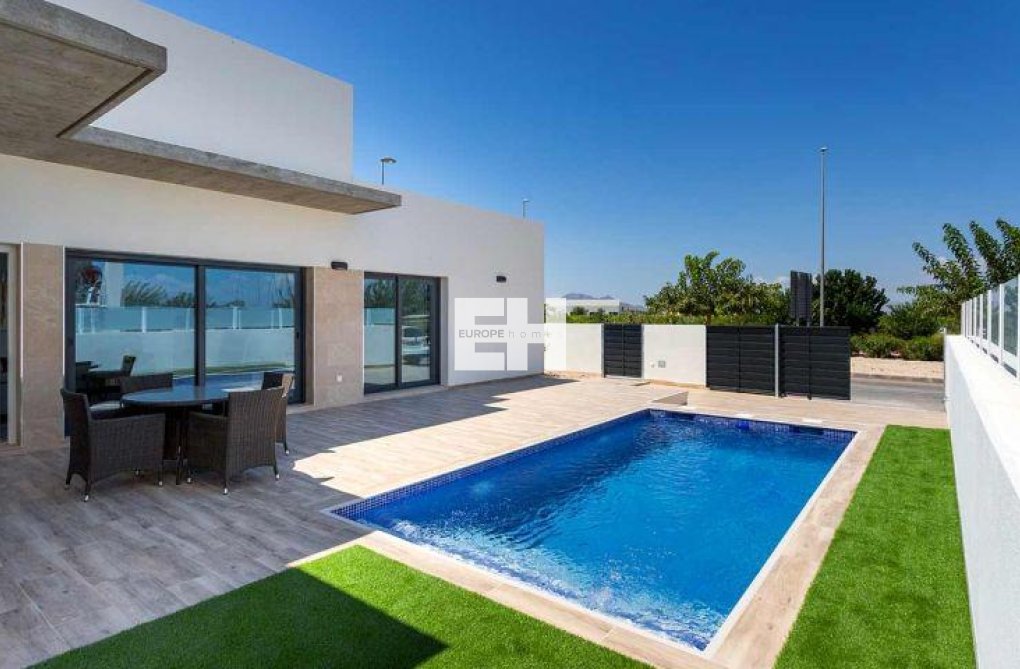 New Build - villa - Daya Nueva - Centro