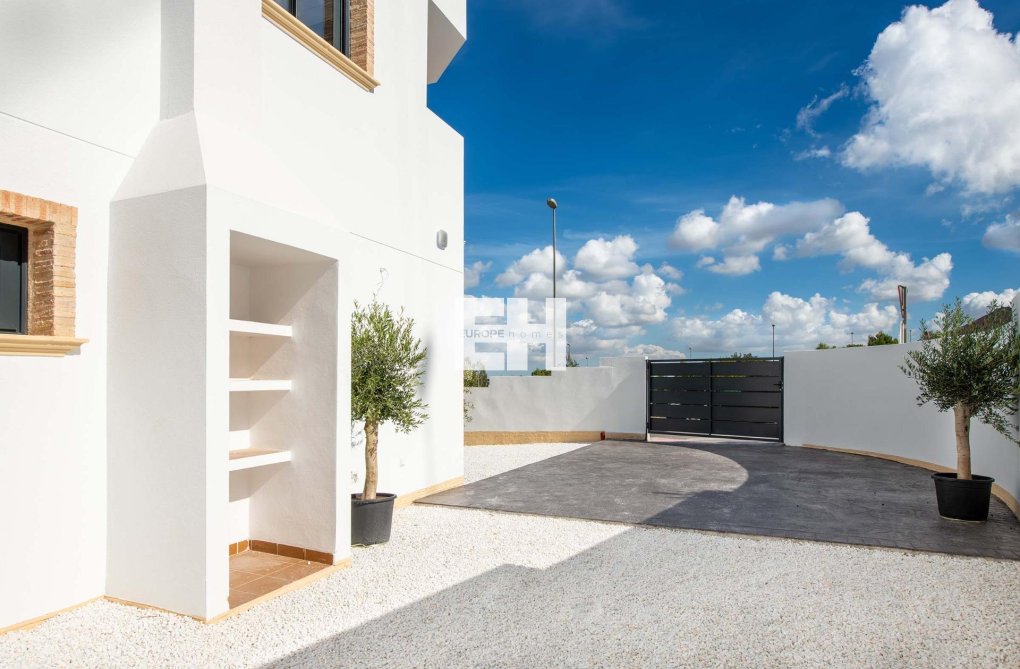 Nieuwbouw - town house - Cox - San Fernando