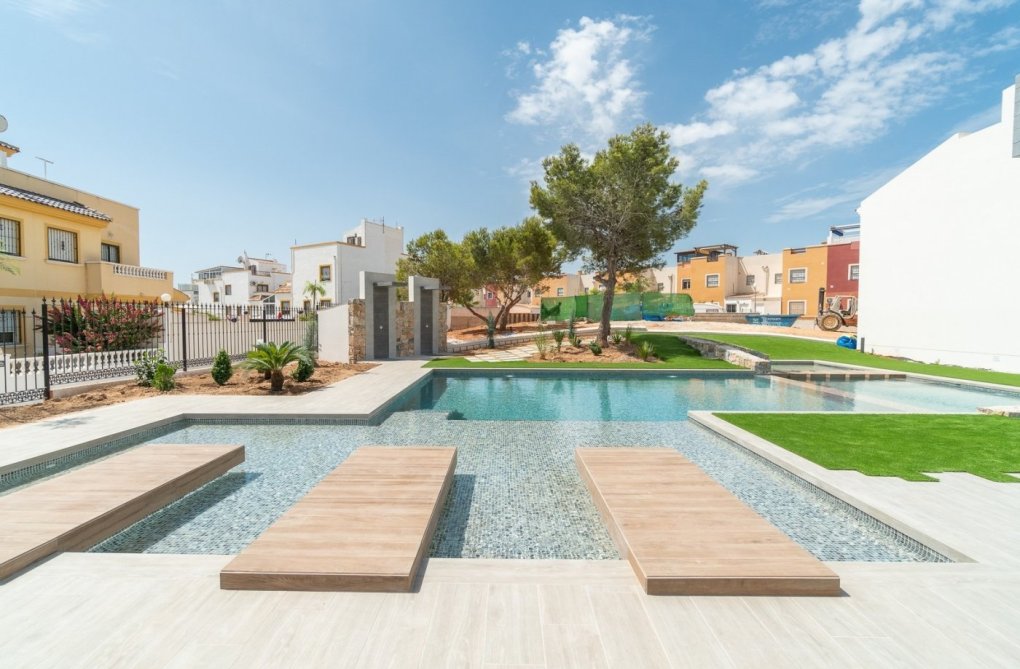 Obra Nueva - Bungalow - Torrevieja - Los Balcones 