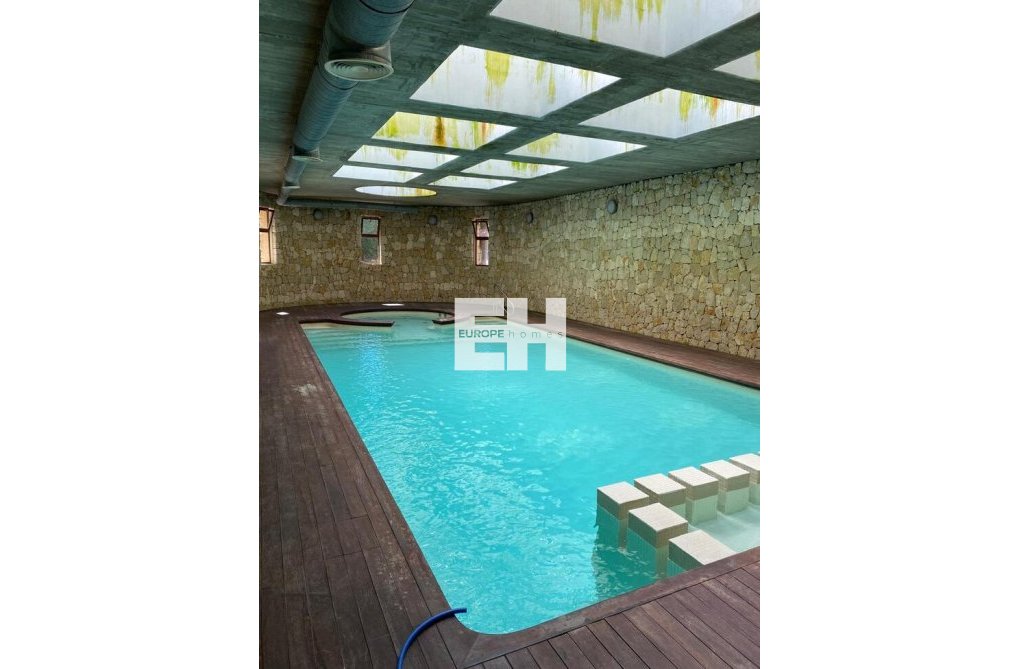 Resale - Apartment - Benissa Costa - Costa Blanca