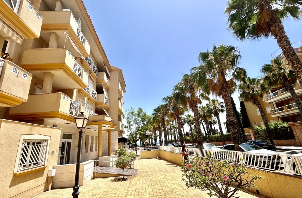 Resale - Apartment - Cabo Roig - Costa Blanca
