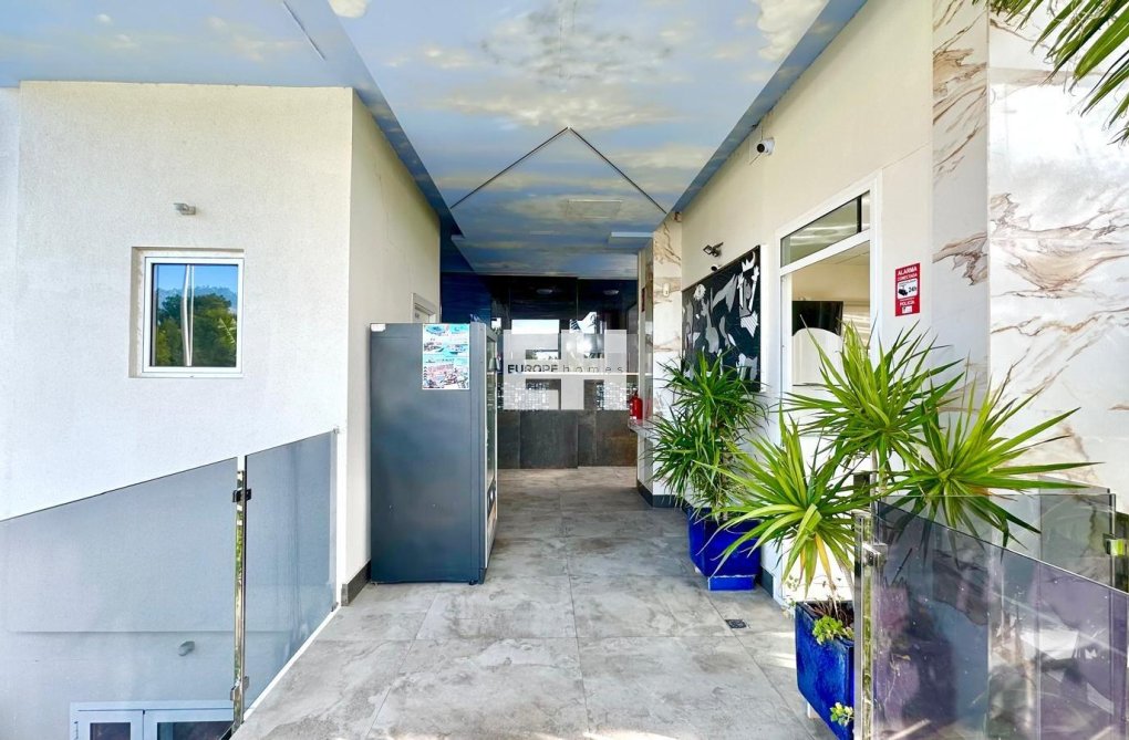 Resale - Apartment - Finestrat