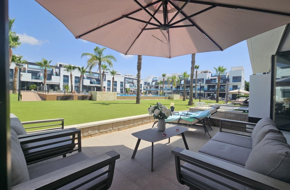 Resale - Apartment - Guardamar del Segura - El Raso