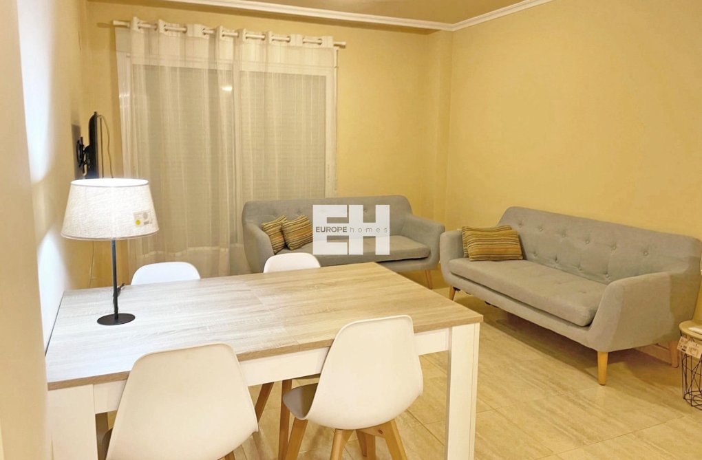 Resale - Apartment - Guardamar del Segura - Puerto Deportivo
