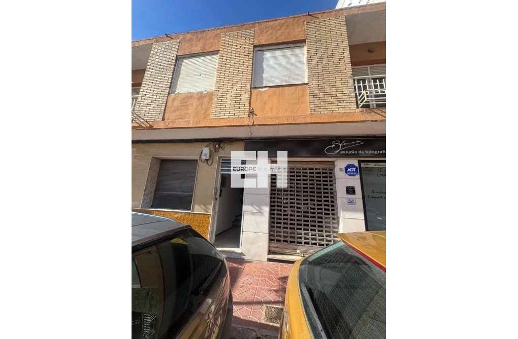 Resale - Apartment - Guardamar del Segura