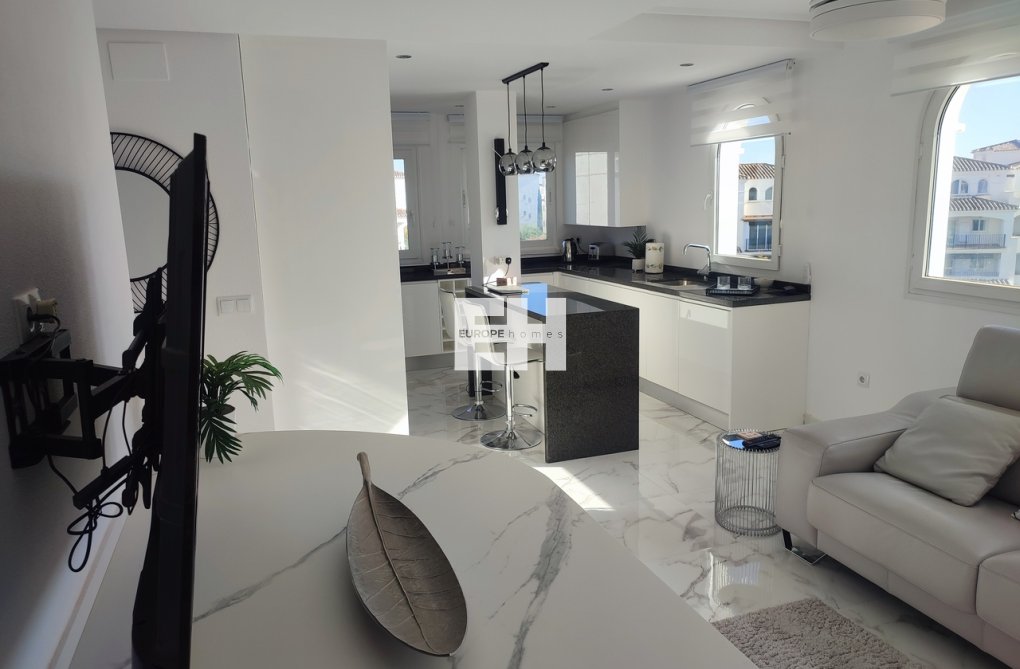 Resale - Apartment - Hacienda Riquelme Golf Resort - Inland