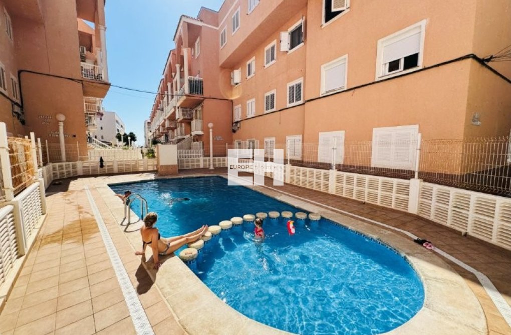 Resale - Apartment - La Mata - Costa Blanca