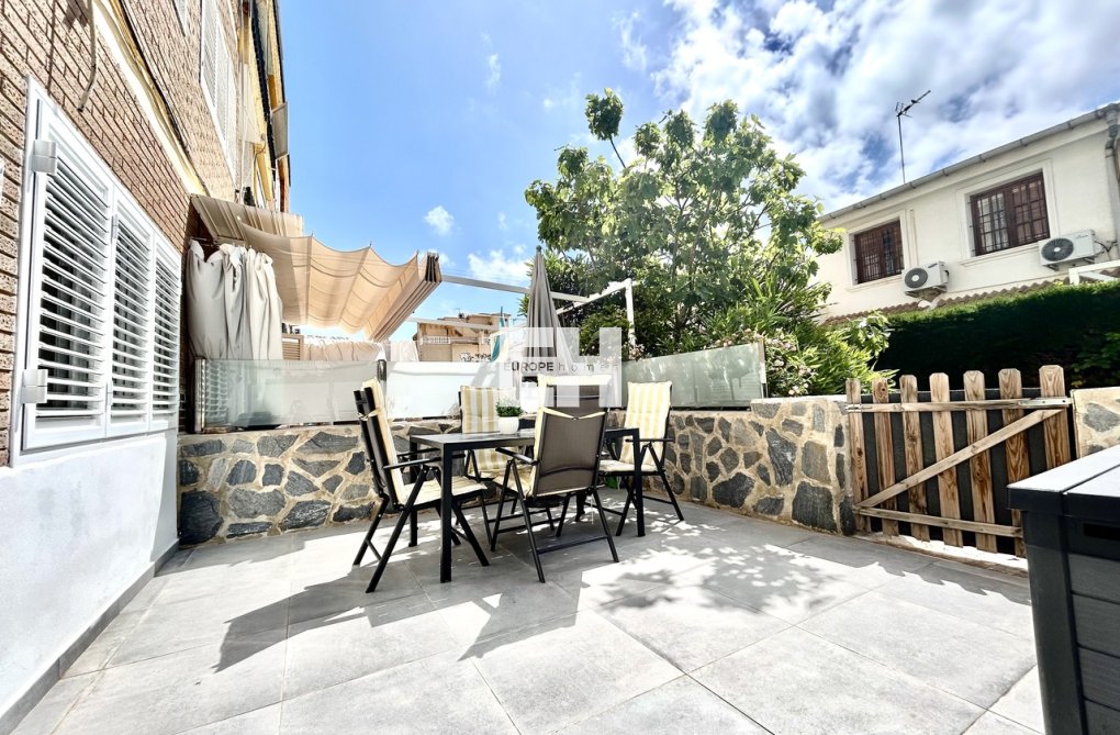 Resale - Apartment - La Zenia - Costa Blanca
